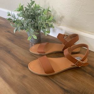 Worn once Steve Madden Sandels